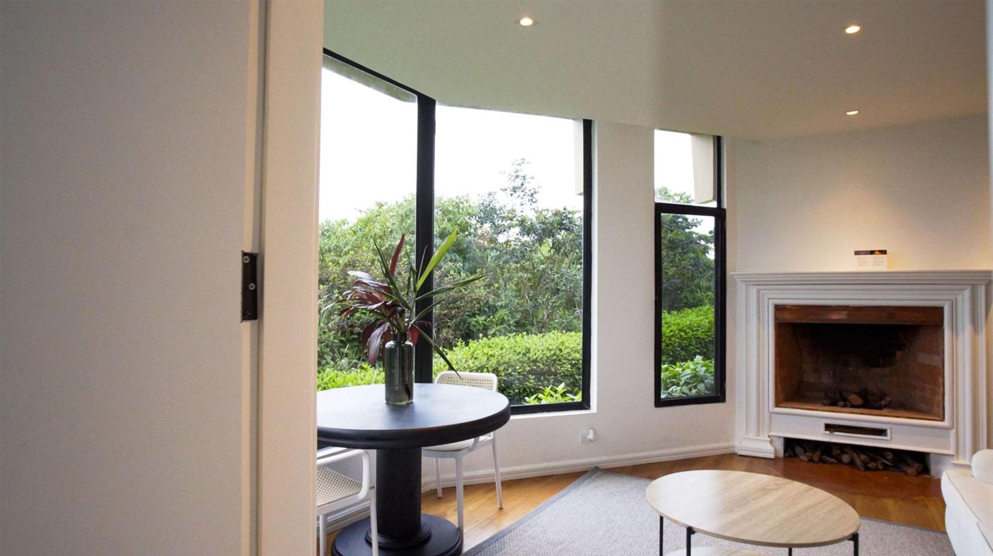 รอยัล ปาล์ม Hotel Bellavista  ภายนอก รูปภาพ