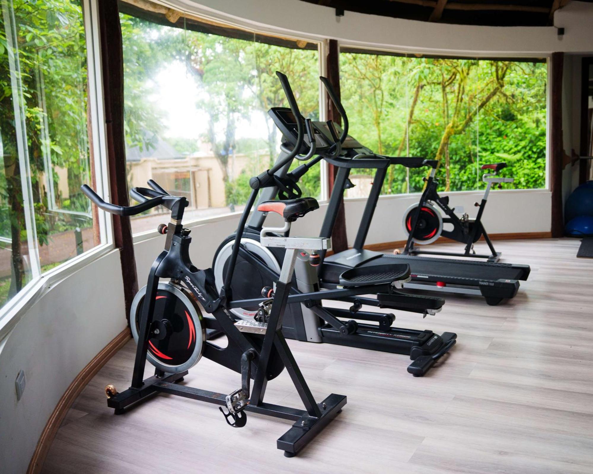 รอยัล ปาล์ม Hotel Bellavista  ภายนอก รูปภาพ