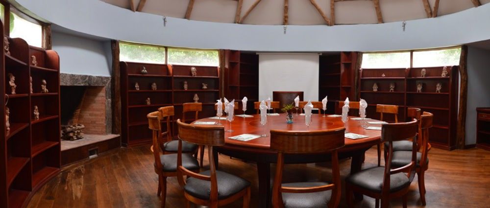 รอยัล ปาล์ม Hotel Bellavista  ภายนอก รูปภาพ