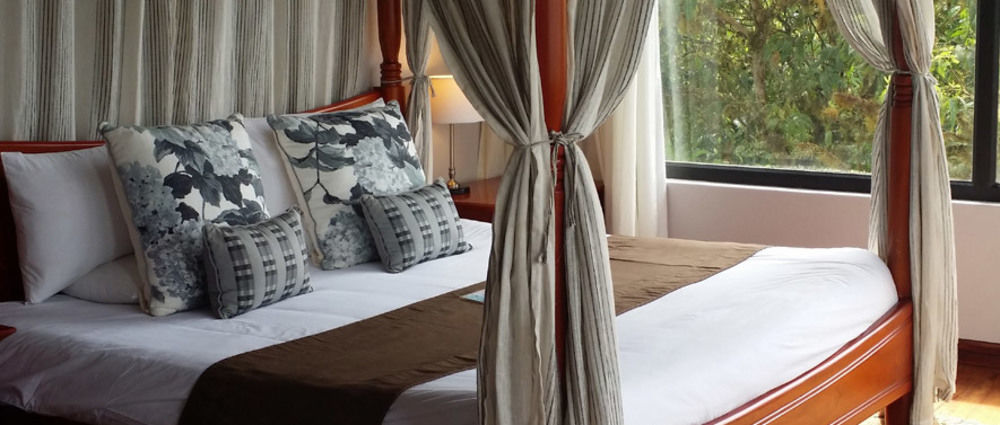 รอยัล ปาล์ม Hotel Bellavista  ภายนอก รูปภาพ